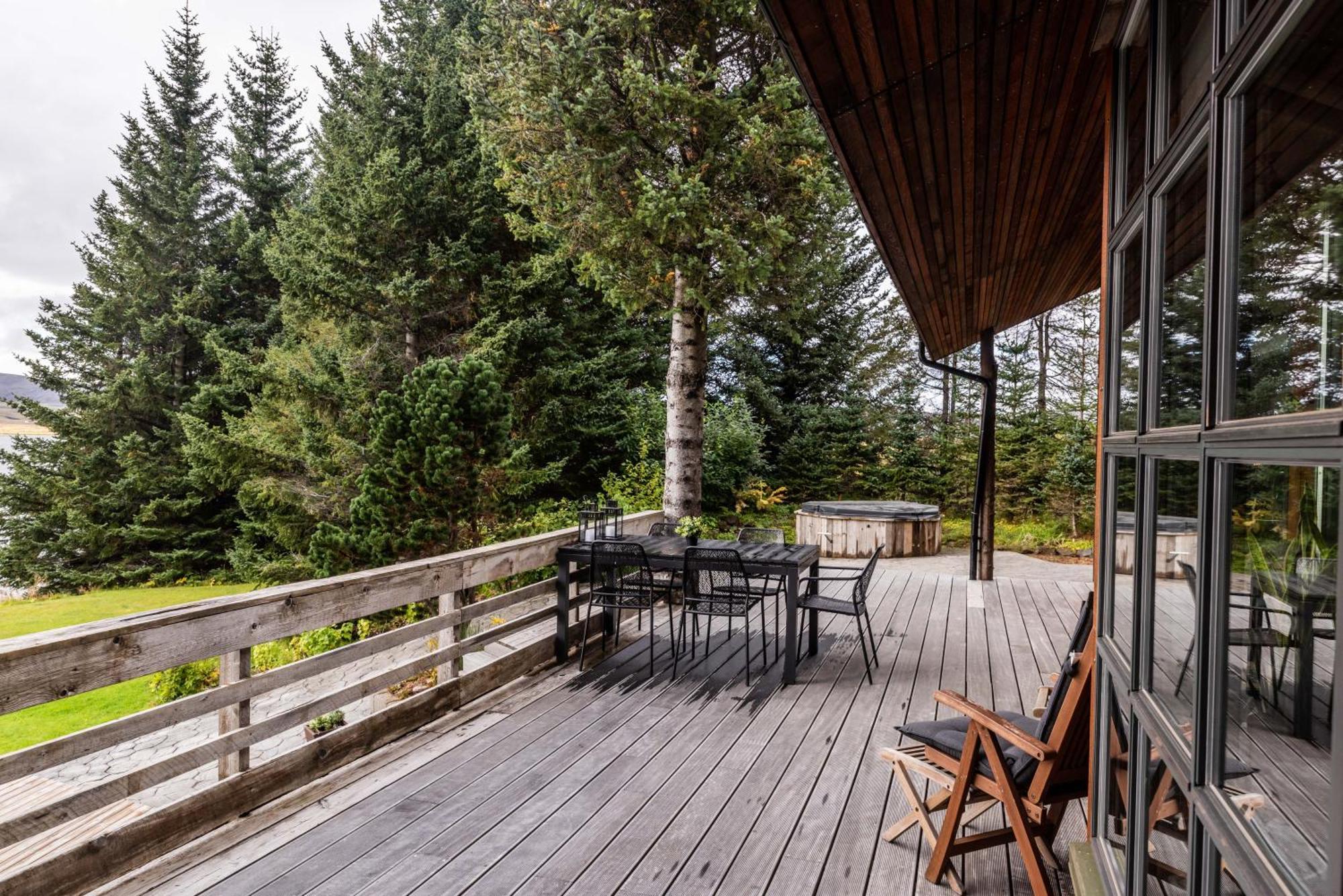 Aslundur Lakefront Villa Vaolaekir Exterior photo